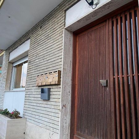 Right Bank House Villa Imperia Exteriör bild