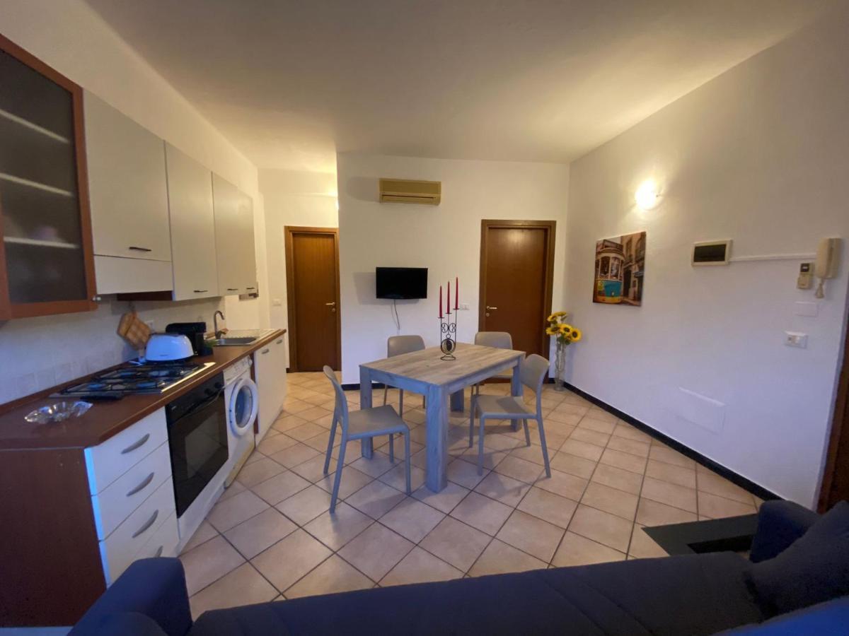 Right Bank House Villa Imperia Exteriör bild